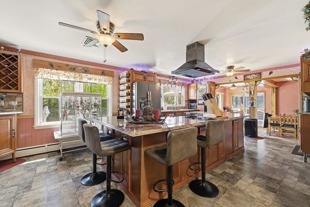 284 N Woodstock Rd, Southbridge, MA 01550