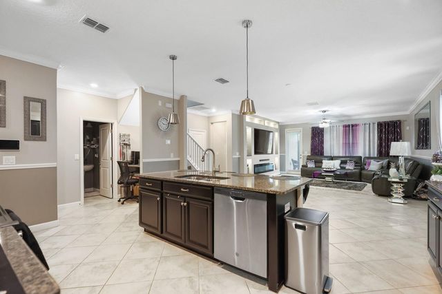9650 IVORY DRIVE, Ruskin, FL 33573