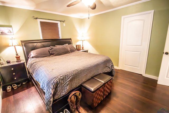 862 Lakeview Drive, Jefferson, TX 75657