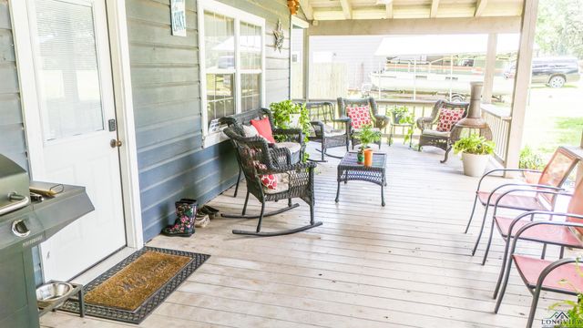 862 Lakeview Drive, Jefferson, TX 75657