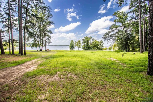 862 Lakeview Drive, Jefferson, TX 75657