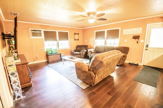 862 Lakeview Drive, Jefferson, TX 75657