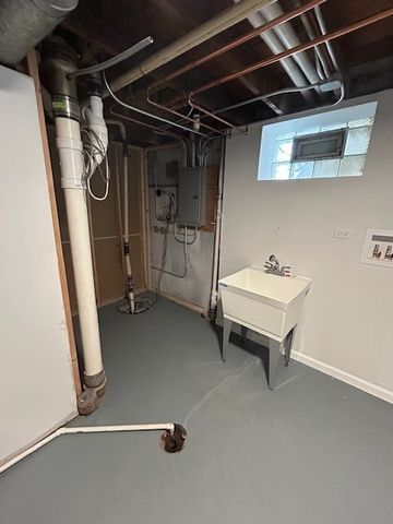 1473 Wentworth Avenue, Calumet City, IL 60409