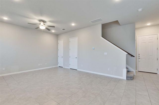 1015 Vista View DR 502, Georgetown, TX 78626