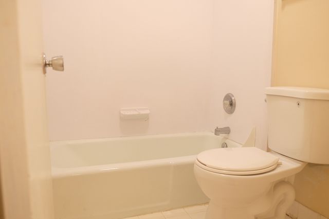 2530 Sharondale Dr Apt B7, Nashville, TN 37215