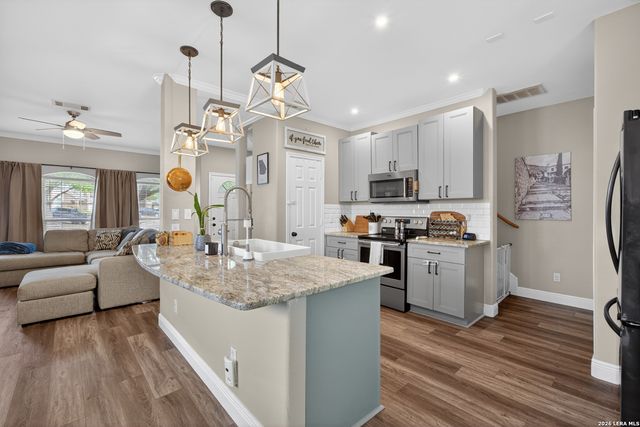 4003 Arbor, San Antonio, TX 78251