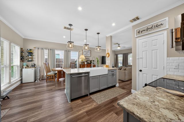 4003 Arbor, San Antonio, TX 78251