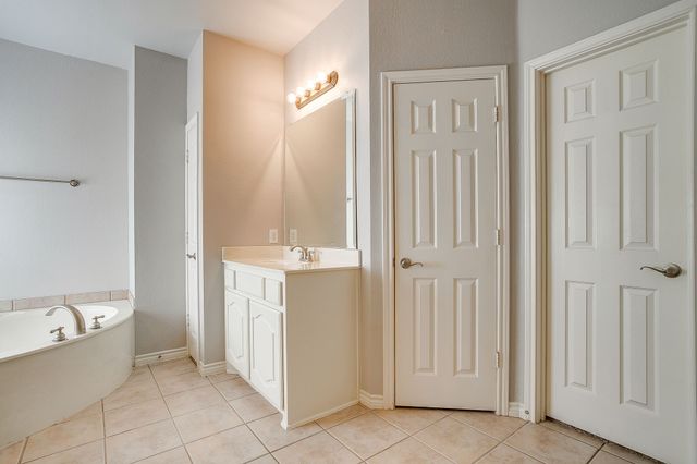 5509 Yellow Birch Drive, Fort Worth, TX 76244