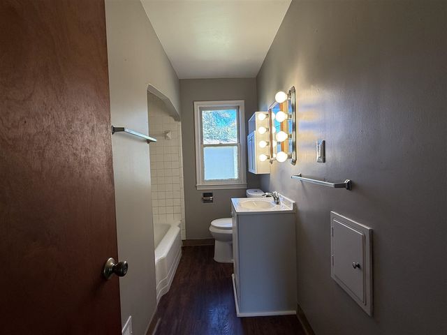 15305 Evergreen Avenue, Eastpointe, MI 48021