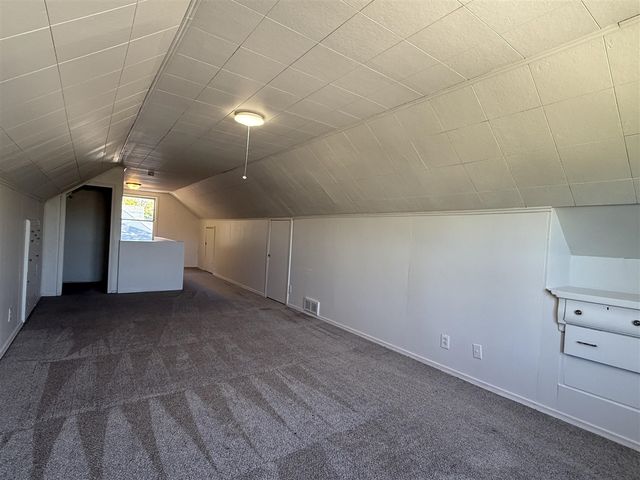 15305 Evergreen Avenue, Eastpointe, MI 48021