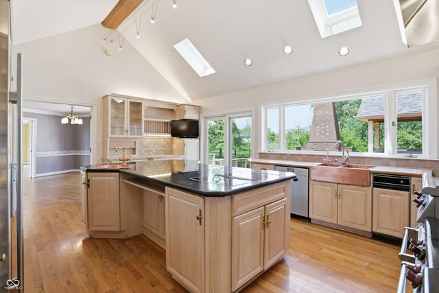 13500 Six Points Road, Carmel, IN 46032