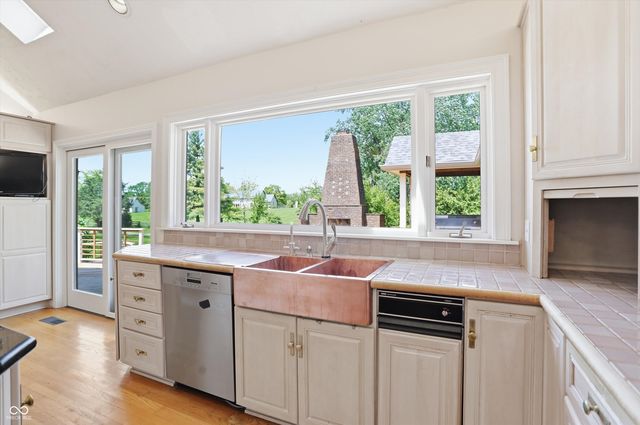 13500 Six Points Road, Carmel, IN 46032
