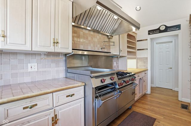 13500 Six Points Road, Carmel, IN 46032