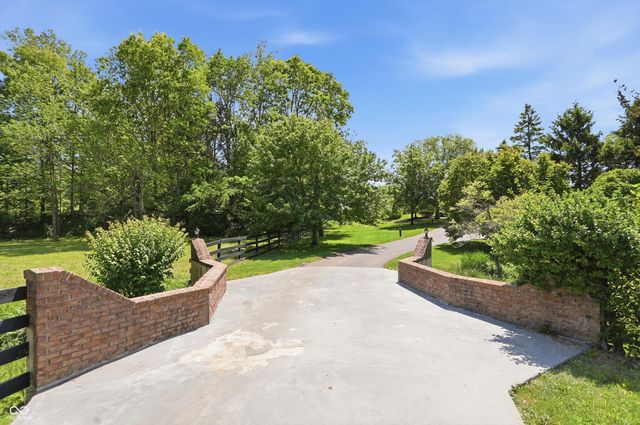 13500 Six Points Road, Carmel, IN 46032