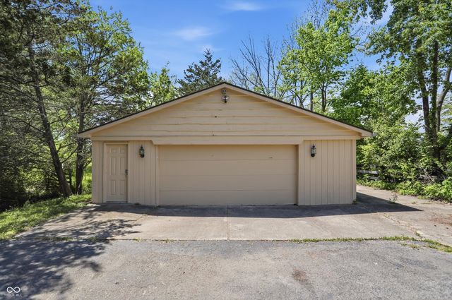 13500 Six Points Road, Carmel, IN 46032