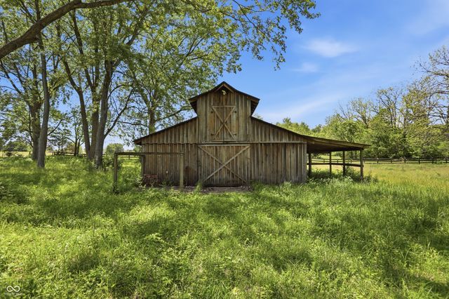 13500 Six Points Road, Carmel, IN 46032
