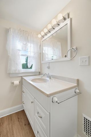 756 S Richardson Avenue, Columbus, OH 43204