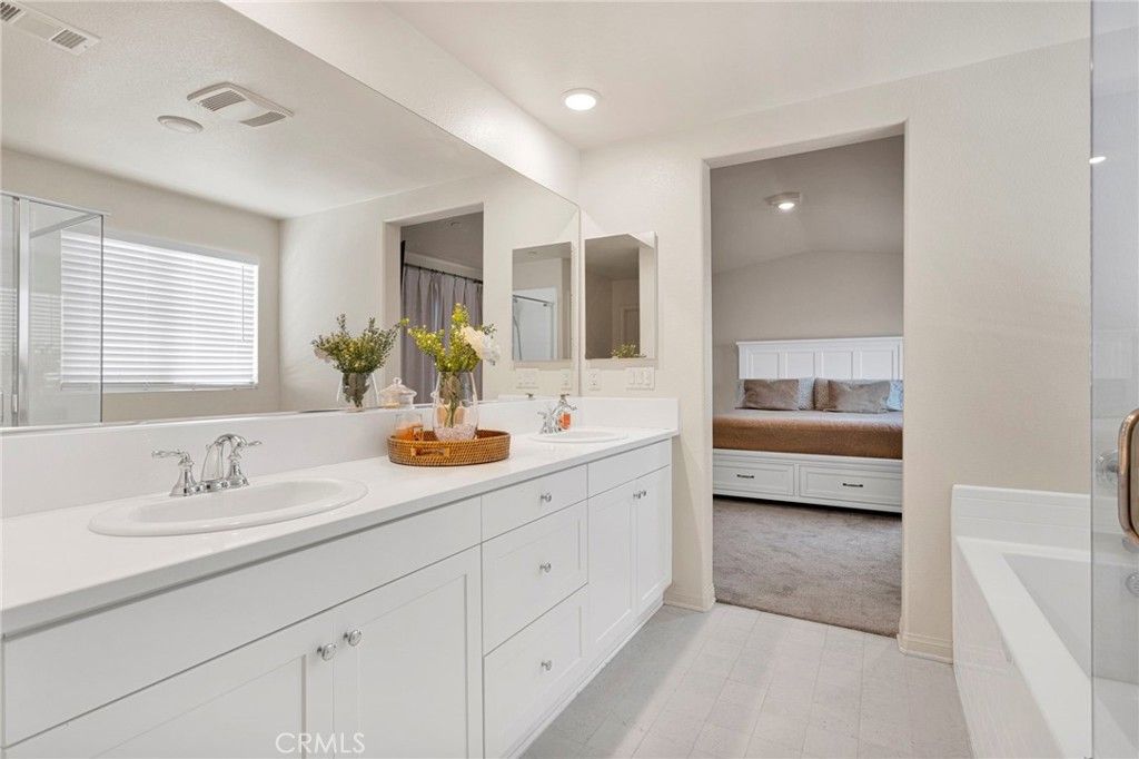 Image 26 of property listing at 12644 Ojo Caliente, Victorville, CA 92392