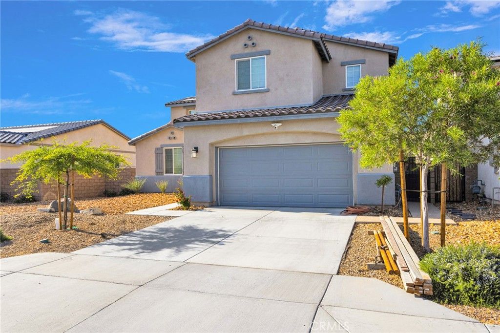 Image 3 of property listing at 12644 Ojo Caliente, Victorville, CA 92392