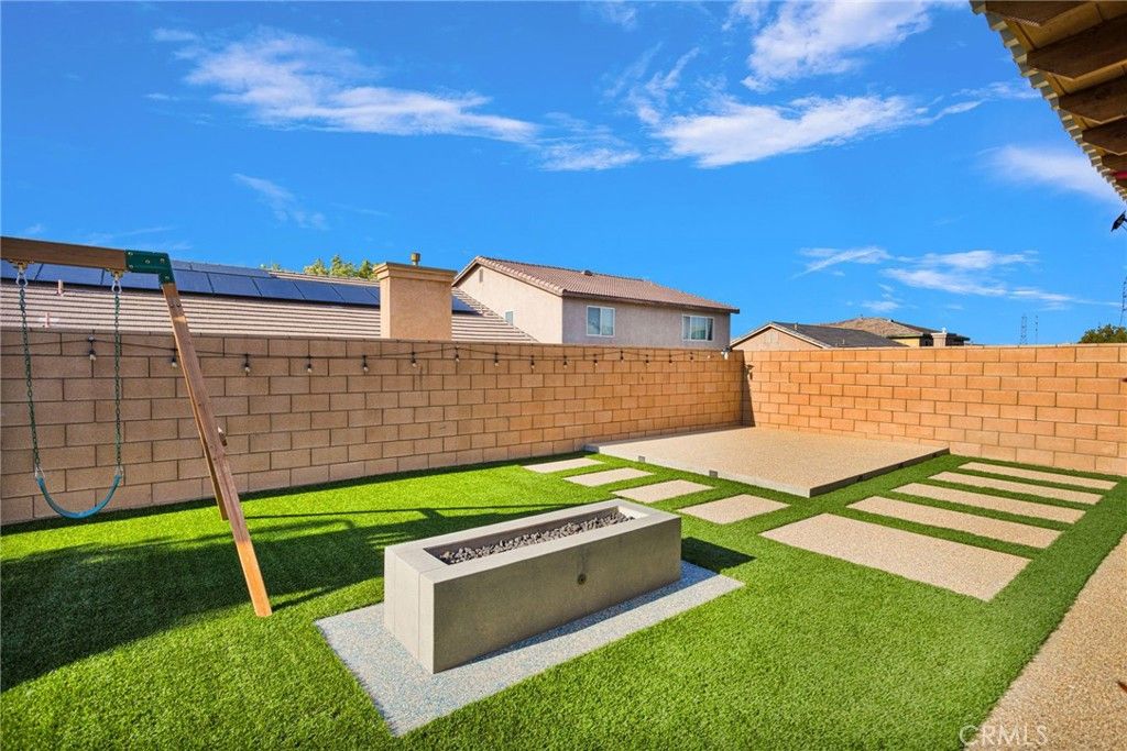 Image 39 of property listing at 12644 Ojo Caliente, Victorville, CA 92392