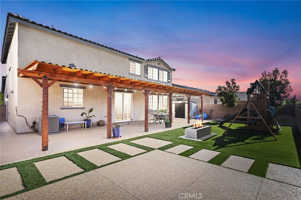 Image 40 of property listing at 12644 Ojo Caliente, Victorville, CA 92392