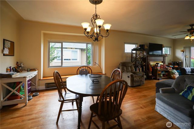 807 Maple Street, Hoquiam, WA 98550