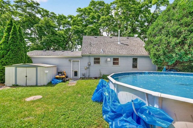 3288 Sig Court, Mcfarland, WI 53558