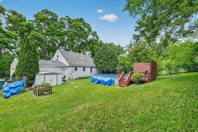 3288 Sig Court, Mcfarland, WI 53558