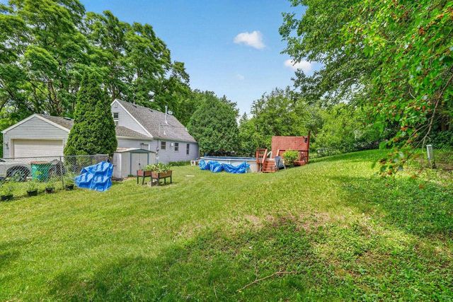 3288 Sig Court, Mcfarland, WI 53558