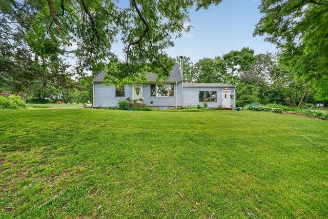 3288 Sig Court, Mcfarland, WI 53558
