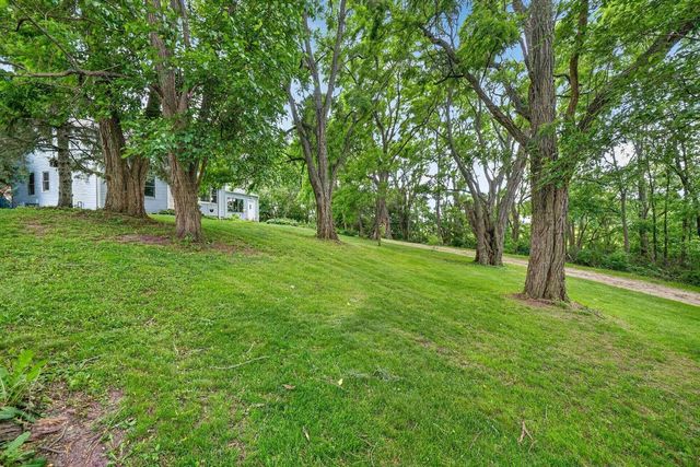 3288 Sig Court, Mcfarland, WI 53558