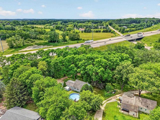 3288 Sig Court, Mcfarland, WI 53558