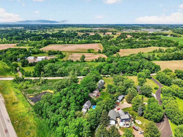 3288 Sig Court, Mcfarland, WI 53558
