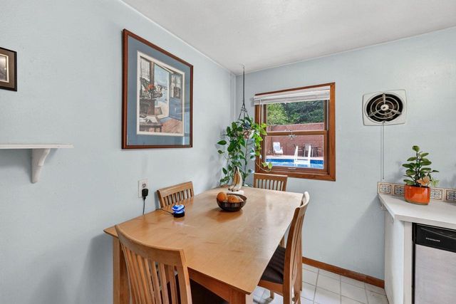 3288 Sig Court, Mcfarland, WI 53558