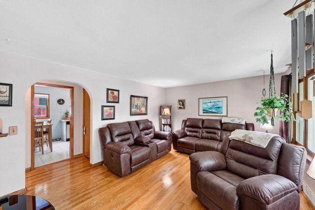 3288 Sig Court, Mcfarland, WI 53558