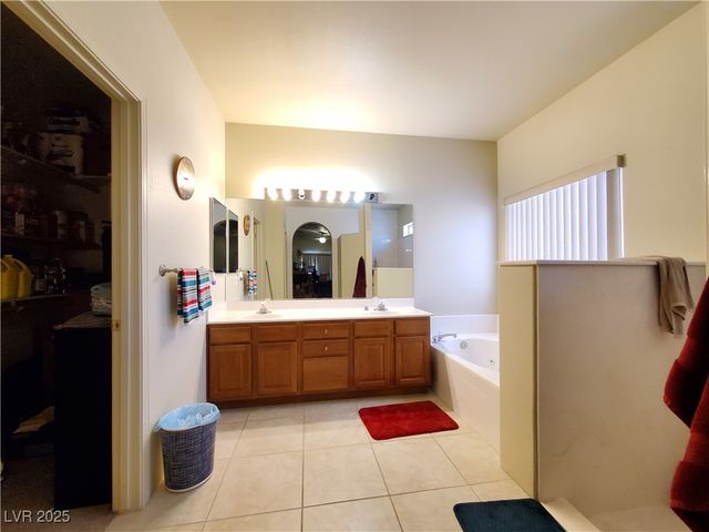 1117 Golf Club Drive, Laughlin, NV 89029