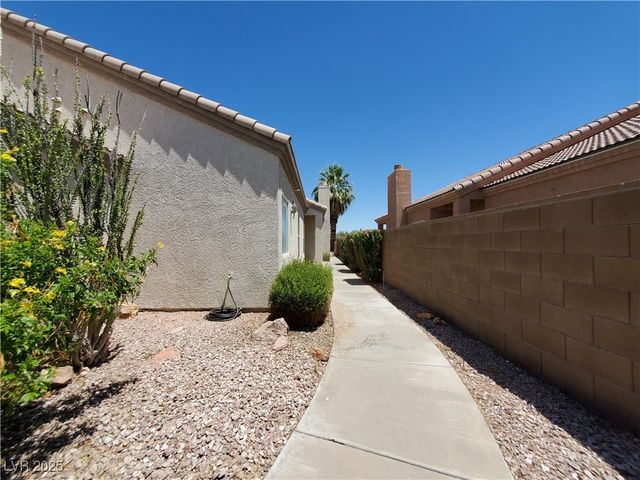 1117 Golf Club Drive, Laughlin, NV 89029