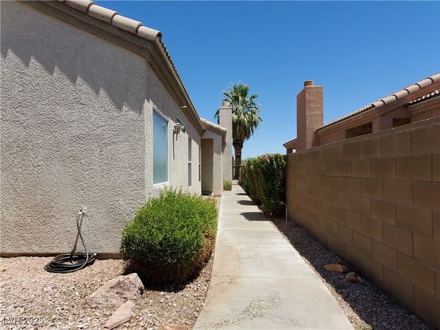 1117 Golf Club Drive, Laughlin, NV 89029