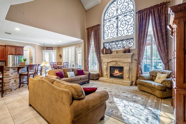 134 Manor Lake Estates Drive, Spring, TX 77379