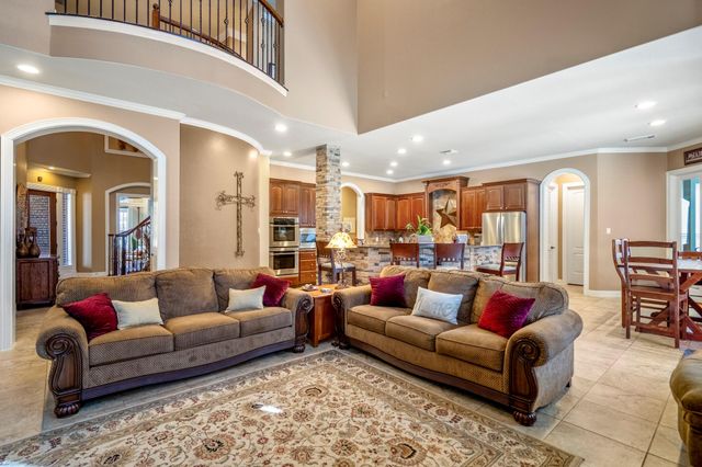 134 Manor Lake Estates Drive, Spring, TX 77379