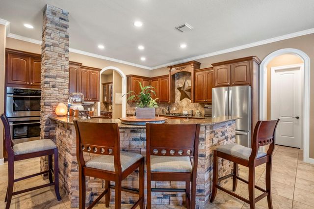 134 Manor Lake Estates Drive, Spring, TX 77379