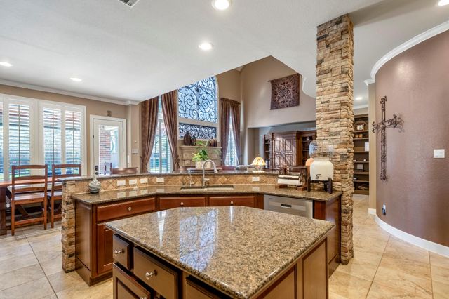 134 Manor Lake Estates Drive, Spring, TX 77379