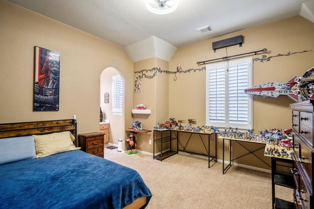 134 Manor Lake Estates Drive, Spring, TX 77379