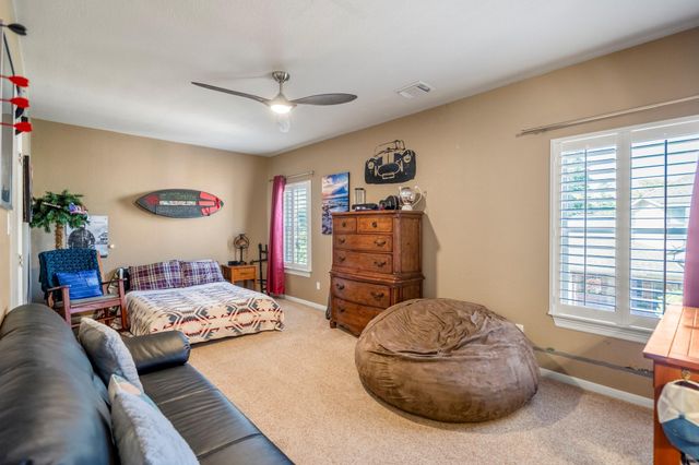 134 Manor Lake Estates Drive, Spring, TX 77379