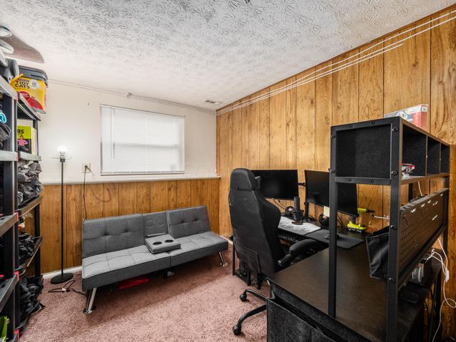 2307 Topaz Drive, Grove City, OH 43123