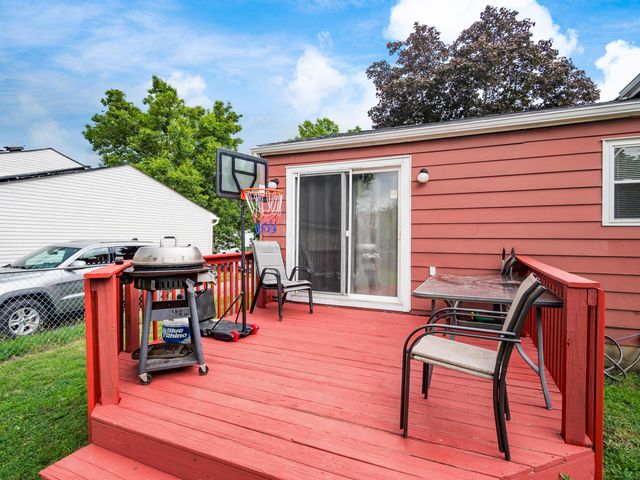 2307 Topaz Drive, Grove City, OH 43123
