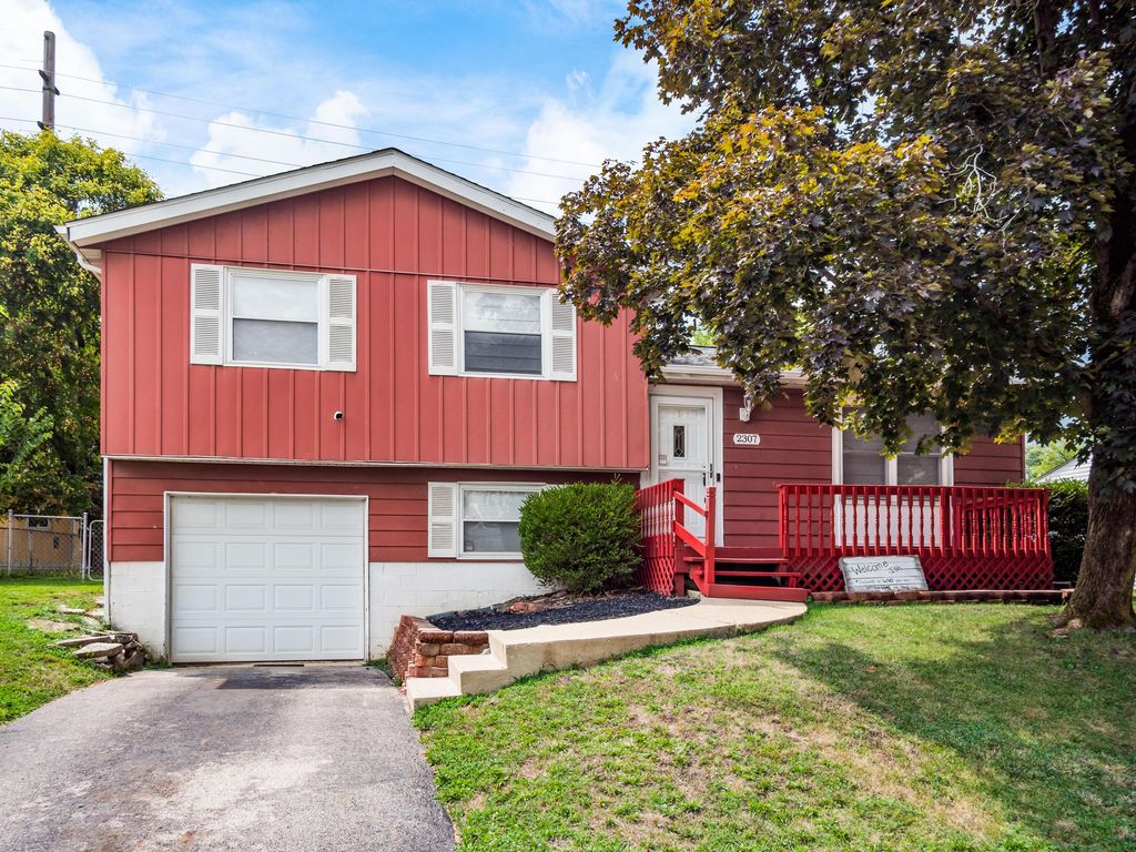 2307 Topaz Drive, Grove City, OH 43123