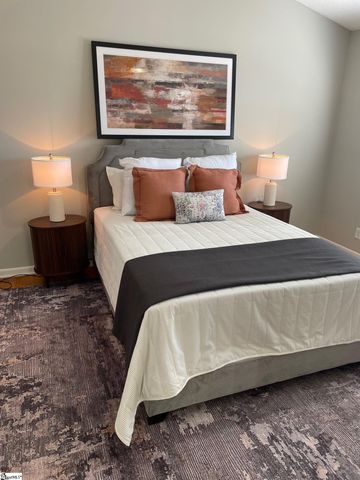 11 Forest Lake Drive, Simpsonville, SC 29681