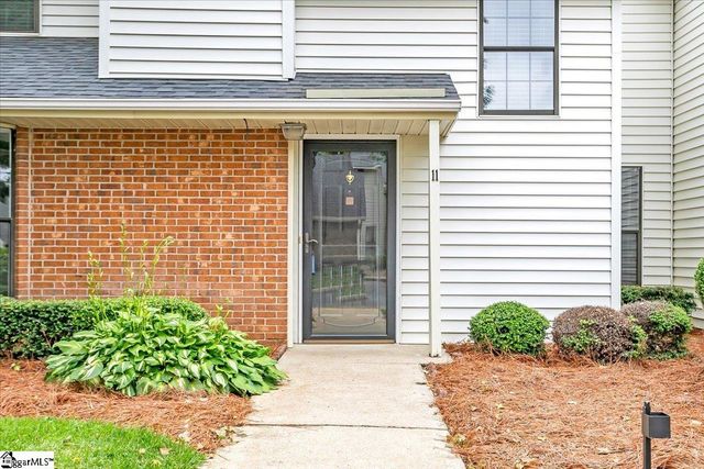 11 Forest Lake Drive, Simpsonville, SC 29681