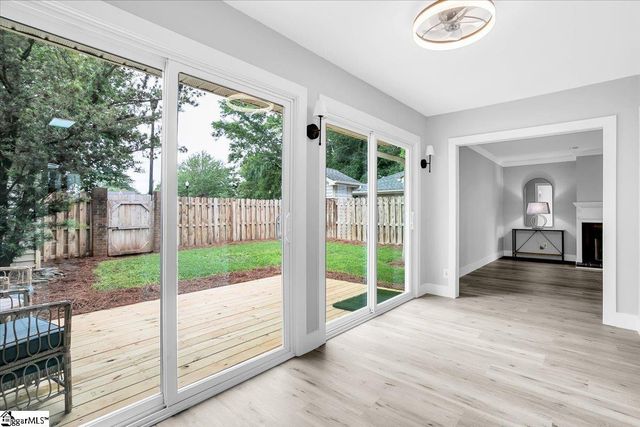 11 Forest Lake Drive, Simpsonville, SC 29681